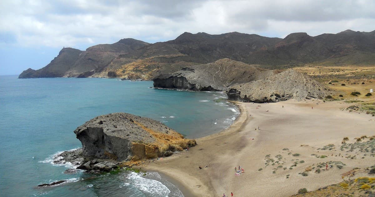 Calas vírgenes y costa volcánica del Parque Natural de Cabo de Gata